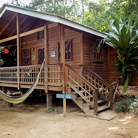 Blue Island Divers Casita Azul